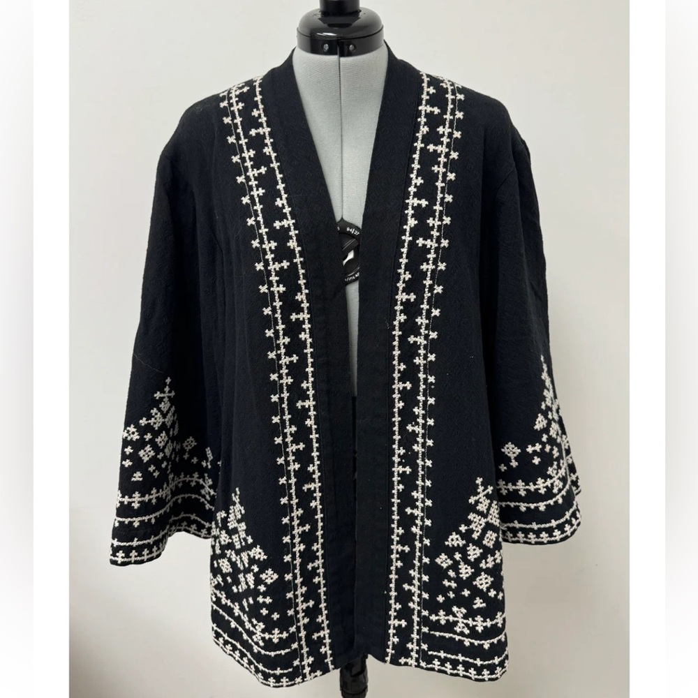 Ecote Black and White Patterned Cardigan